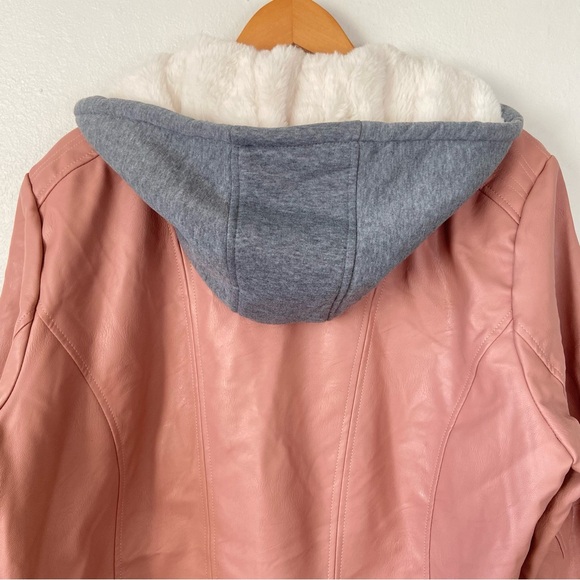 Sebby Collection Faux Fur/Leather Moto Jacket - Picture 6 of 14
